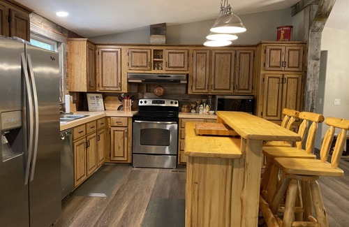 Irwin Casa | Mountain Retreat! Nestled in the serene beauty of Palisades, Idaho.