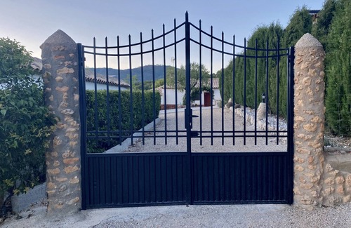 Campocamara Cabaña | Casa independiente con historia y calidad, ideal para aventuras en la Sierra de Cazorla y Castril