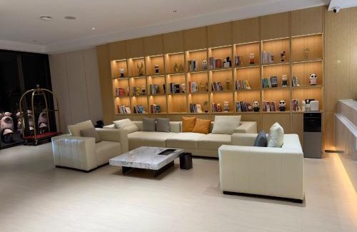 Liu Sanjie Scenic Area Hotel | Mountain Search Snow View Hotel (Yangshuo Water Ink Landscape Store)