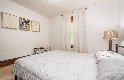Rowlesburg Casa | Mountain Serene Views and Creek-side Charm - Pet friendly