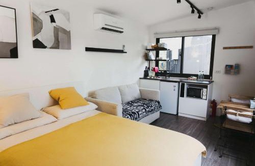 Hualien Casa | Mountain Silhouette Cottage 1 by Tiny Away