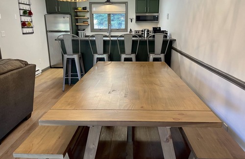 Davis Casa | Mountain State Escape Perfect Location
