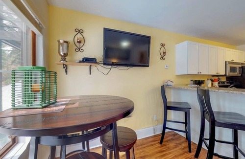 Four O'Clock Condominio | Wildwood Suites 107: 1 BR / 1 BA condominio en Breckenridge, capacidad para 4