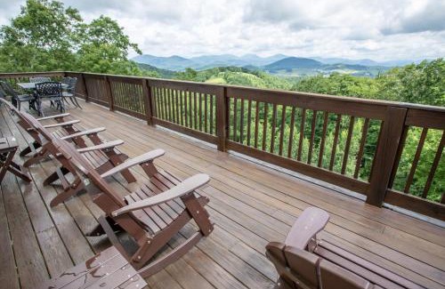 Boone Casa | Mountain Tapestry