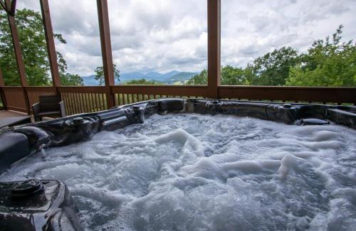 Boone Casa | Mountain Tapestry