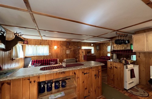 Greenville Cabina | Mountain Therapy (Access to Moosehead Lake!)