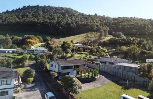 Rotorua Casa | Mountain Top kiwi star holiday home