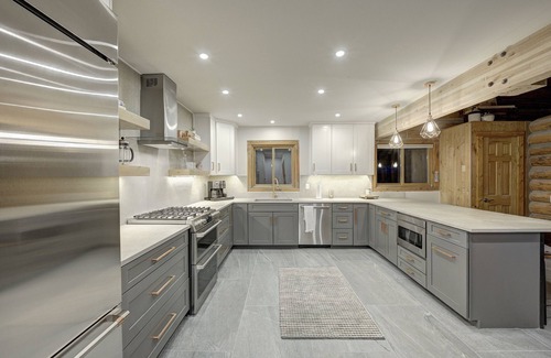 Idaho Springs Cabina | Mountain Top Modern Luxury Lodge w/ 360 Views and Sauna