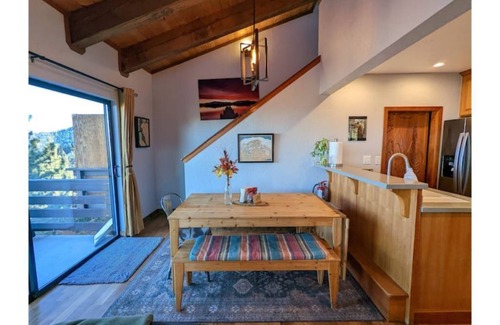 Tahoe Village Casa | Mountain Top View, 3 BDRs & 2 Baths, NEW HOTTUB