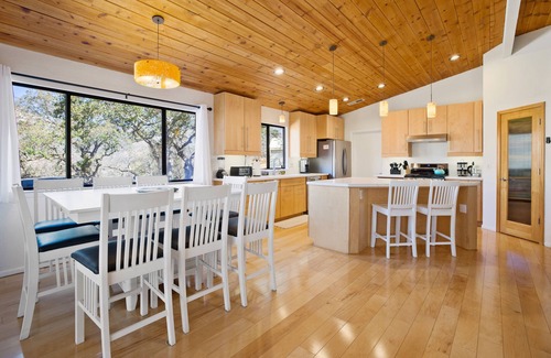 Three Rivers Casa | MOUNTAIN TOP WITH 4 ACRES AND SPECTACULAR VIEWS WITH HOT TUB