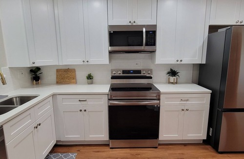 Highlands Casa | Mountain View ᨒ Adults Only ᨒ 3 Kg & 1 Qn ᨒ Mid-Century ᨒ Olde Town Arvada Charm
