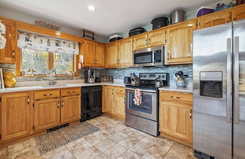 Cavendish Casa | Mountain View 3-BR Cavendish Lodge