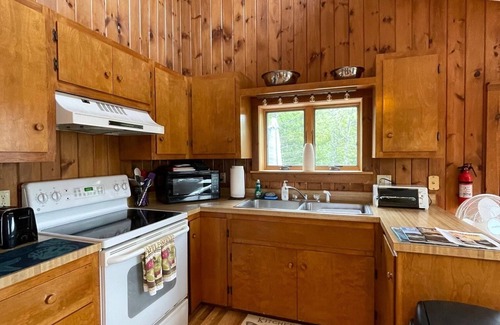 Bar Harbor Apartamento | Mountain View Apartment with fabulous 10 mile view into Acadia National Park