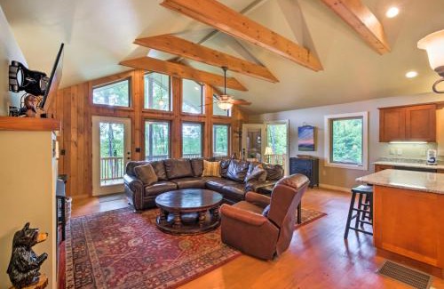 Boone Casa | Mountain View Boone Home Close to Blue Ridge Pkwy!