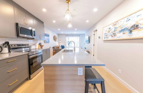 Harvie Heights Condominio | Mountain View Condo in Harvie Heights