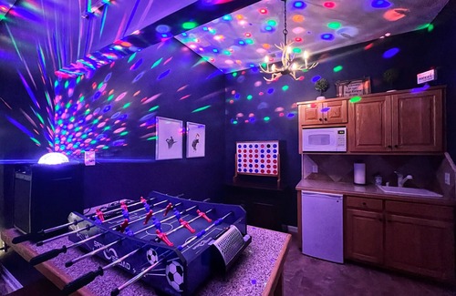 Big Canoe Casa | Mountain View Cabin All Suites+Hot Tub+Firepit+Game Room+Karaoke+EV Charger