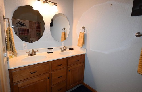 Murphy Cabina | Mountain View Cabin Close to Town w/River Access