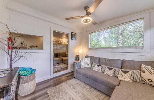 Ruidoso Casa | Mountain-View Cabin with Hot Tub in Ruidoso!