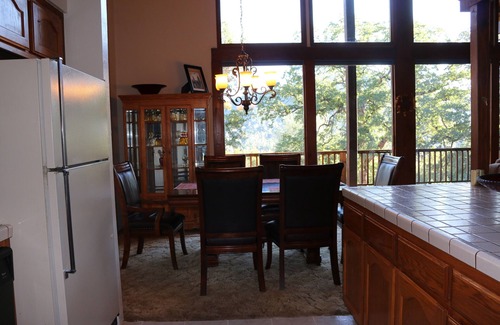 Midpines Chalet De Esquí | Chalet con vista a la montaña