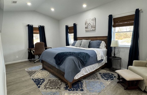 Mountain View Otro | Mountain View Farmhouse, fully renovated to include all the modern needs