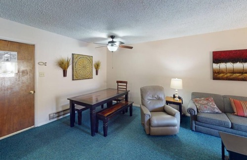 Red River Condominio | Mountain View from Balcony