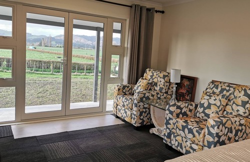 Cambridge Cama Y Desayuno | Mountain View, Garden view, animals, Farm stay