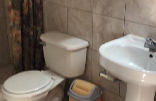 Orange Bay Cama Y Desayuno | Mountain View Guest Resort