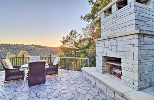 Mountain View Casa | Mountain View Hideaway with Outdoor Fireplace!
