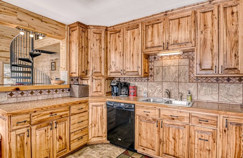 Alpine Village Casa | Mountain View Home w/ Fantastic Setting, Fireplace, WiFi, W/D & Two Decks
