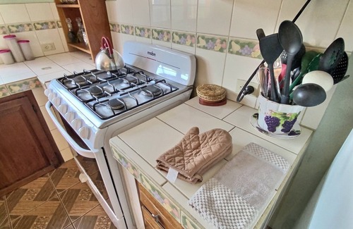 San Ignacio Casa | Mountain View In Town With King Suite (Midterm Available)
