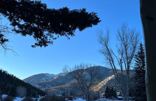 Red River Cabina | Mountain View Lodge