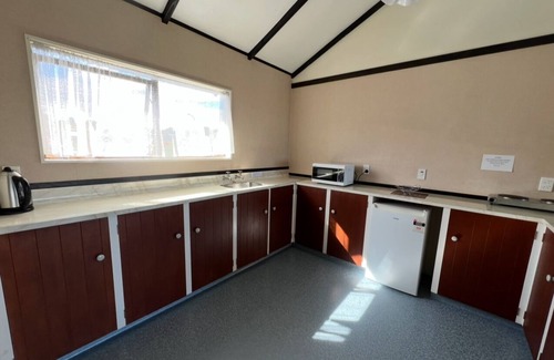 Taupo Hotel | Mountain View Motel, Taupo