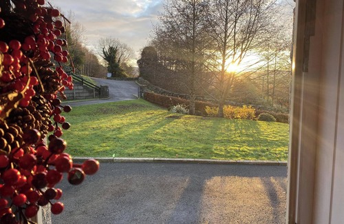 Newry Casa | Mountain View Retreat in Rostrevor With hot Tub