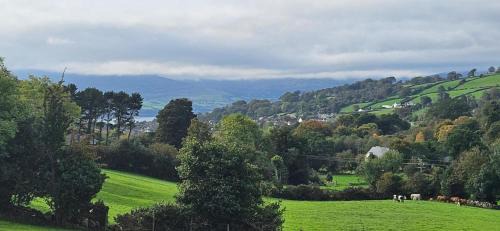 Newry Casa | Mountain View Retreat in Rostrevor With hot Tub