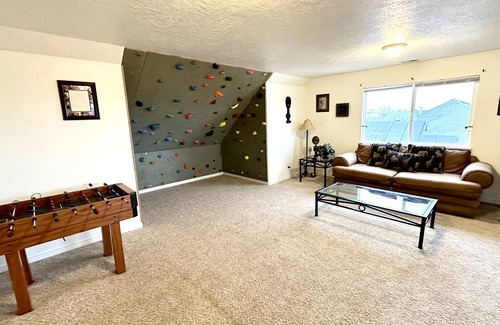 Payson Casa | Mountain View Retreat - Sleeps 20! Perfect for large gatherings
