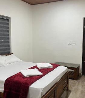Talipparamba Casa | Mountain View room Paithalvillage
