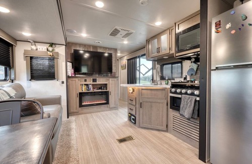 Dahlonega Cabina | Mountain View Sip & Stay - near wineries, hikes, and towns!