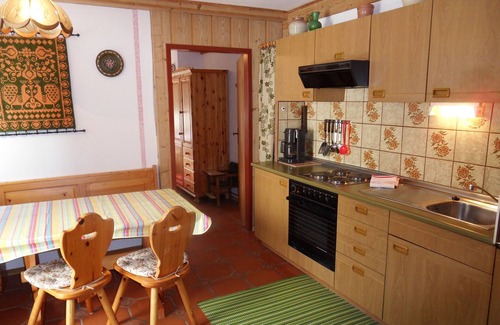 Grundl Apartamento | Apartamento con terraza orientada al sur, sala de jardín para hasta 5 personas, Königscard y *** DTV