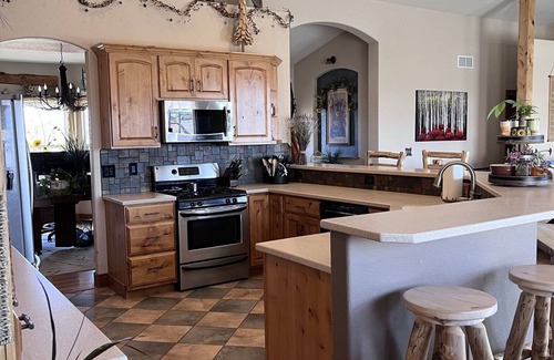 Milliken Casa | Mountain View Spacious Ranch Home AMAZING VIEW