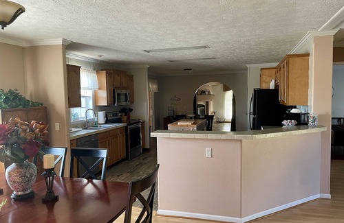 Mena Casa | Mountain View Stay LLC - The perfect place to get away, relax and enjoy nature.