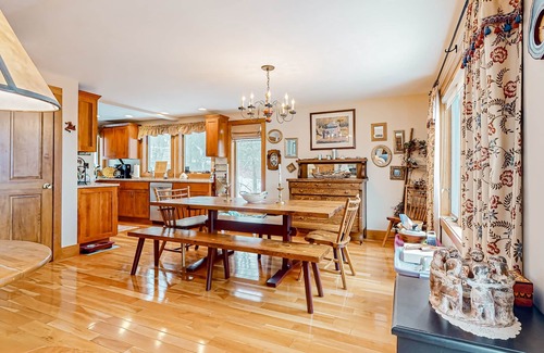 Bromley Mountain Casa | Mountain-view townhome with seasonal pool, ski shuttle, & private deck