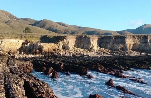 Baywood-Los Osos Apartamento | Mountain View Studio Near Beautiful Beaches, Hiking and Biking