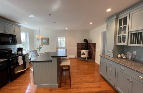 Tuftonboro Casa | Mountain View Getaway-Near Lake Winnipesaukee
