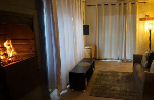 Gordons Bay Central Apartamento | Mountain Views, beach walks, heart of old village