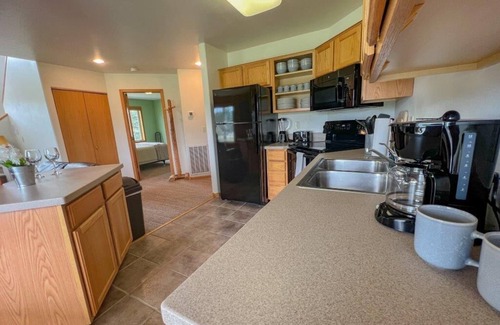 Red Lodge Casa | Mountain Views from this Updated Corner Unit