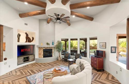 Pinnacle Peak Casa | Mountain Views - Pool - Games - YogaDeck