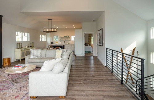 Hailey Casa | Mountain Views w/Sauna & Fire Pit: Red Feather Comfort