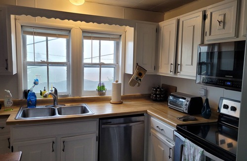 Jellico Casa | Mountain Views, Walking distance to State Park