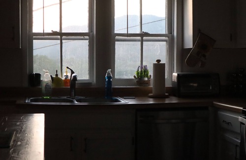 Jellico Casa | Mountain Views, Walking distance to State Park