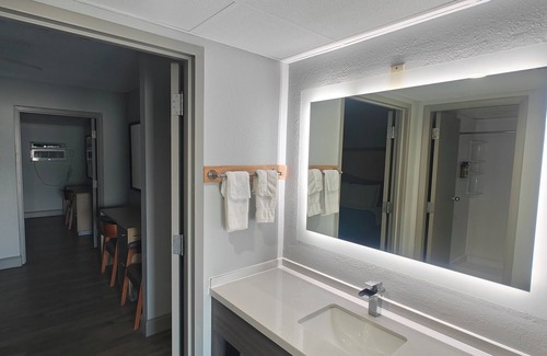 Pigeon Forge Hotel | Mountain Vista Inn & Suites